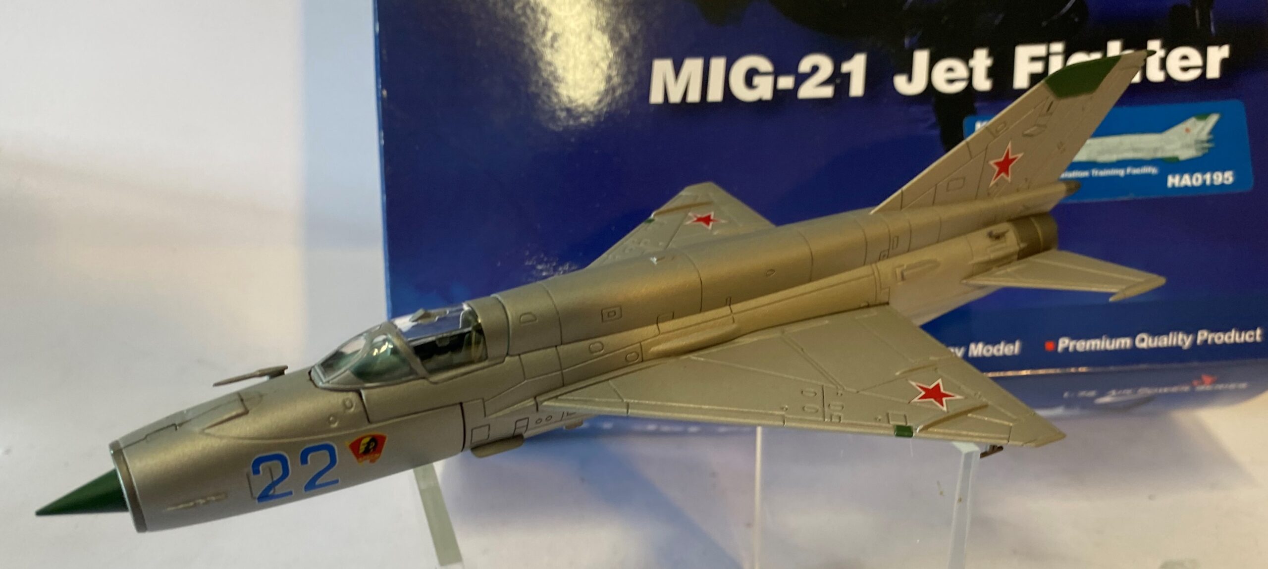 HOBBY MASTER ホビーマスター 1/72 HA0181B MiG-21 NVAF， 1972 VNW@-