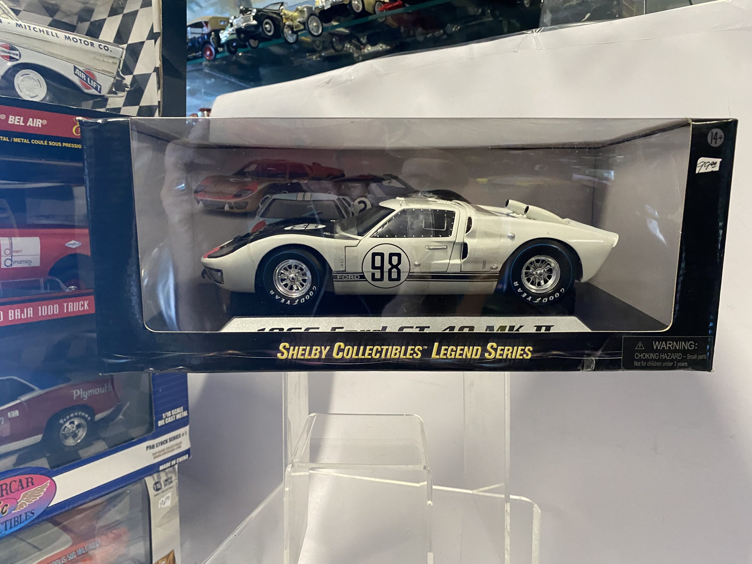 Shelby Collectibles GT 40 Mk II 1:18 - Big Bill's Die Cast