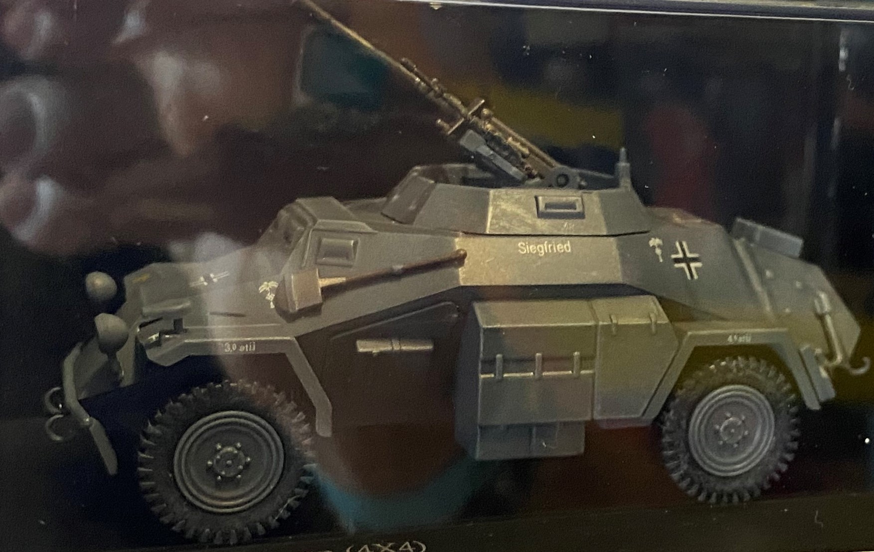 Hobby Master SdKfz 222 1:48 - Big Bill's Die Cast