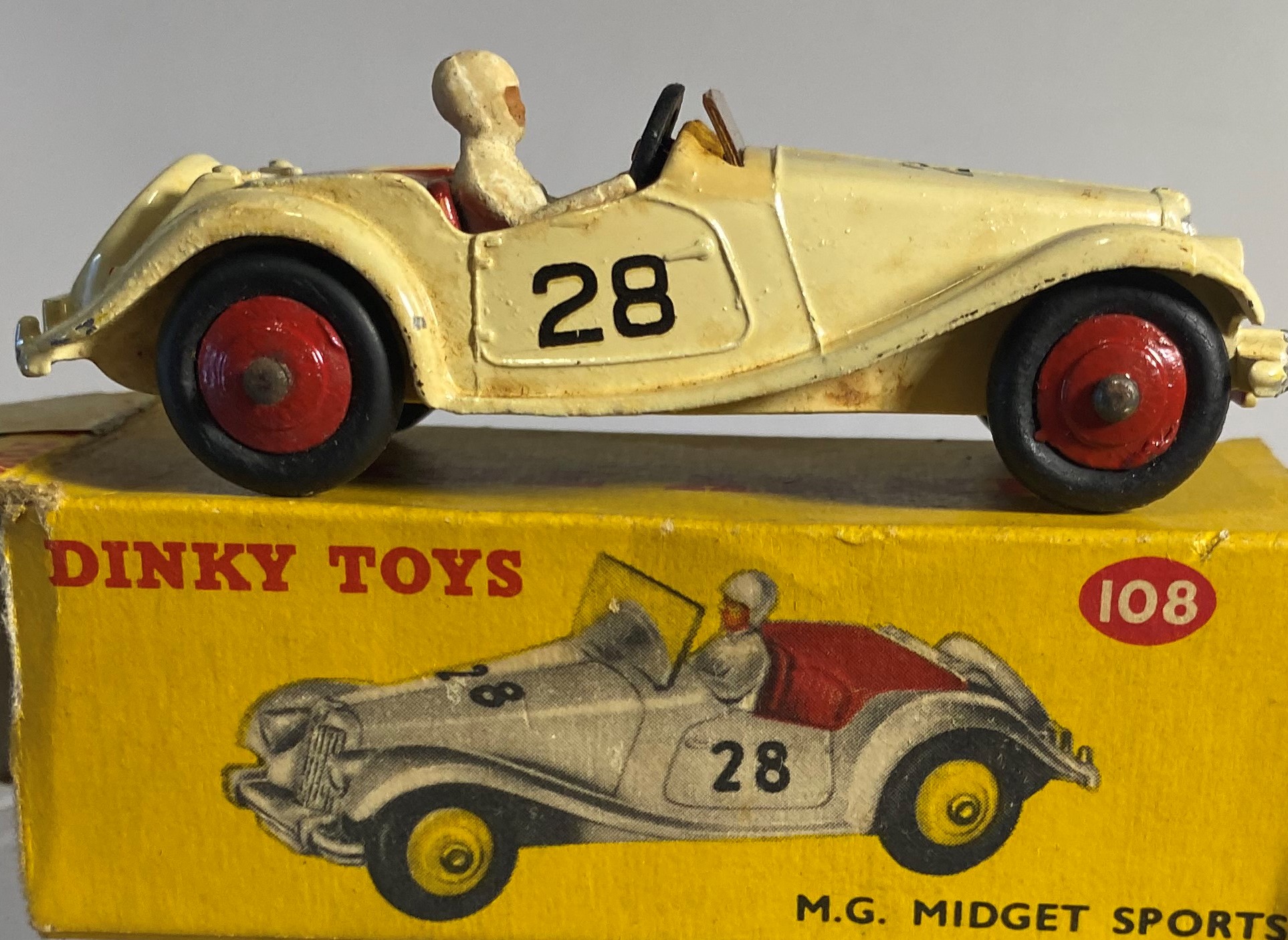 dinky 108