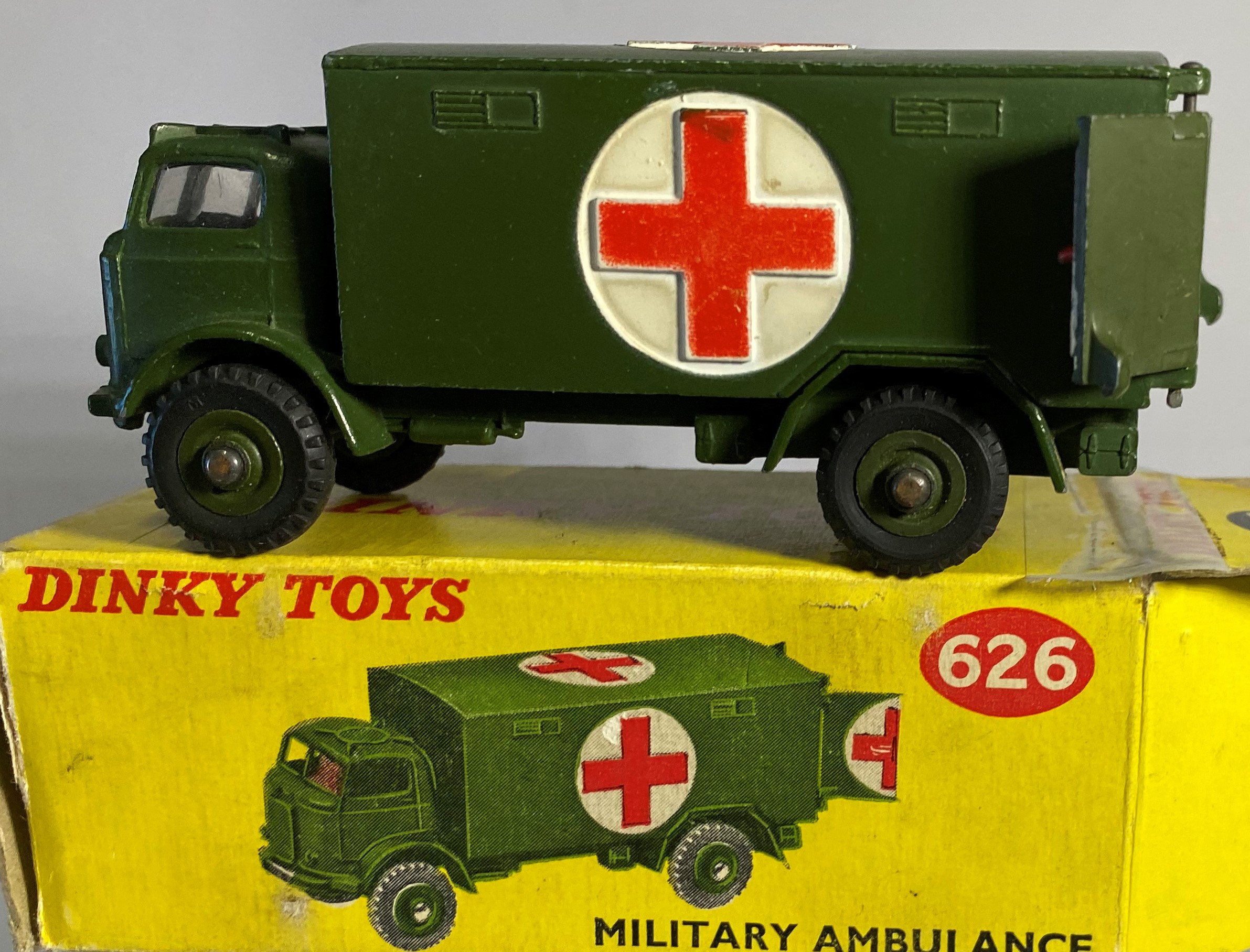 Dinky #626 Military Ambulance Md. in GB Circa 1956-66 - Big Bill's