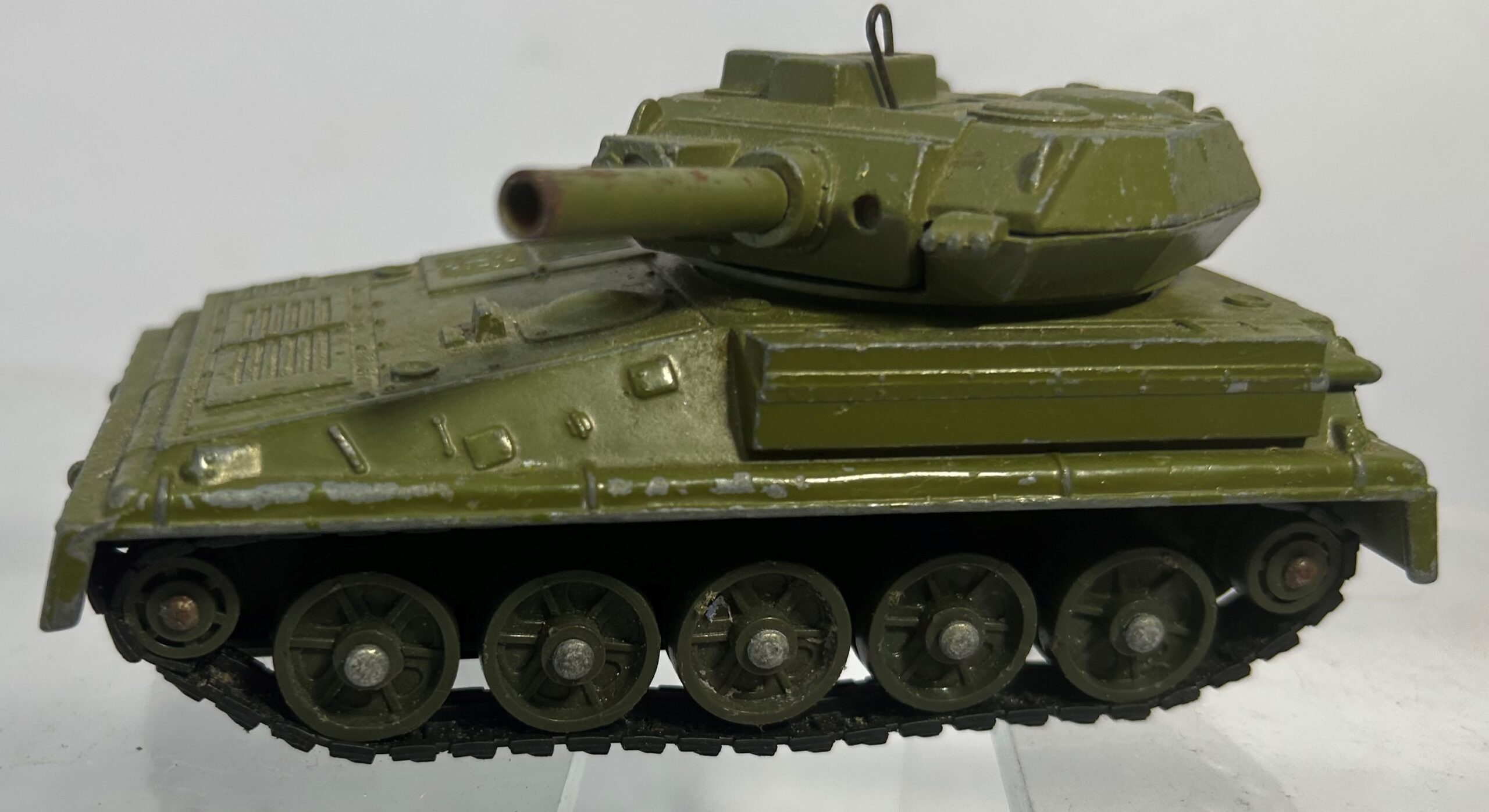 Dinky #690 Scorpion Tank Circa '74-'80 - Big Bill's Die Cast